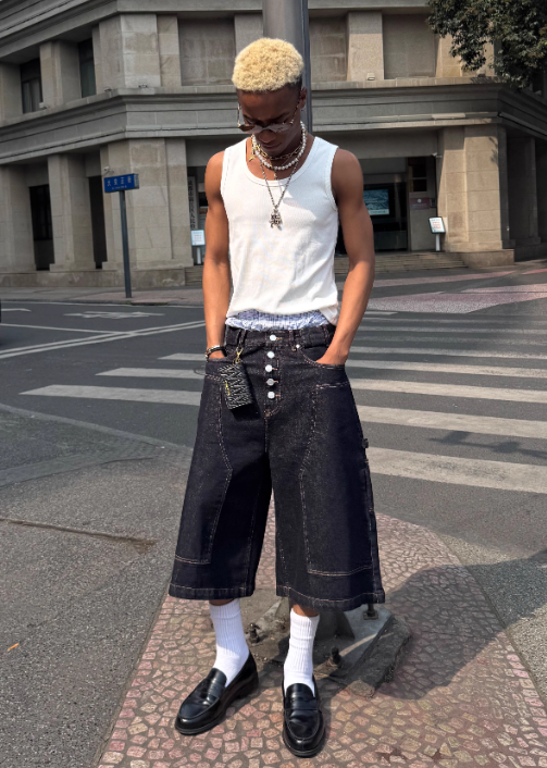Washed cargo cropped jorts