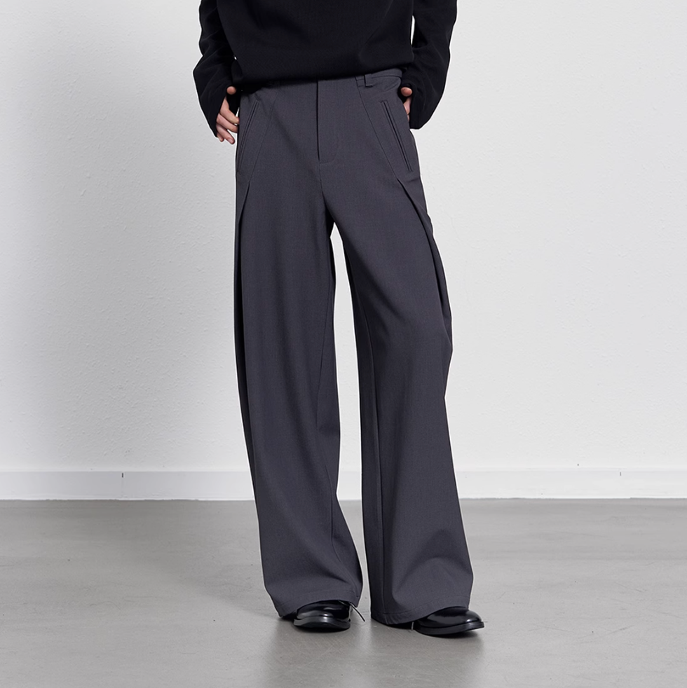 Side pleats straight-leg trousers