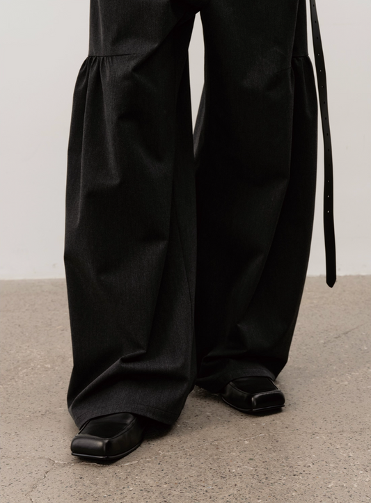 Oblique toe strap derby shoes