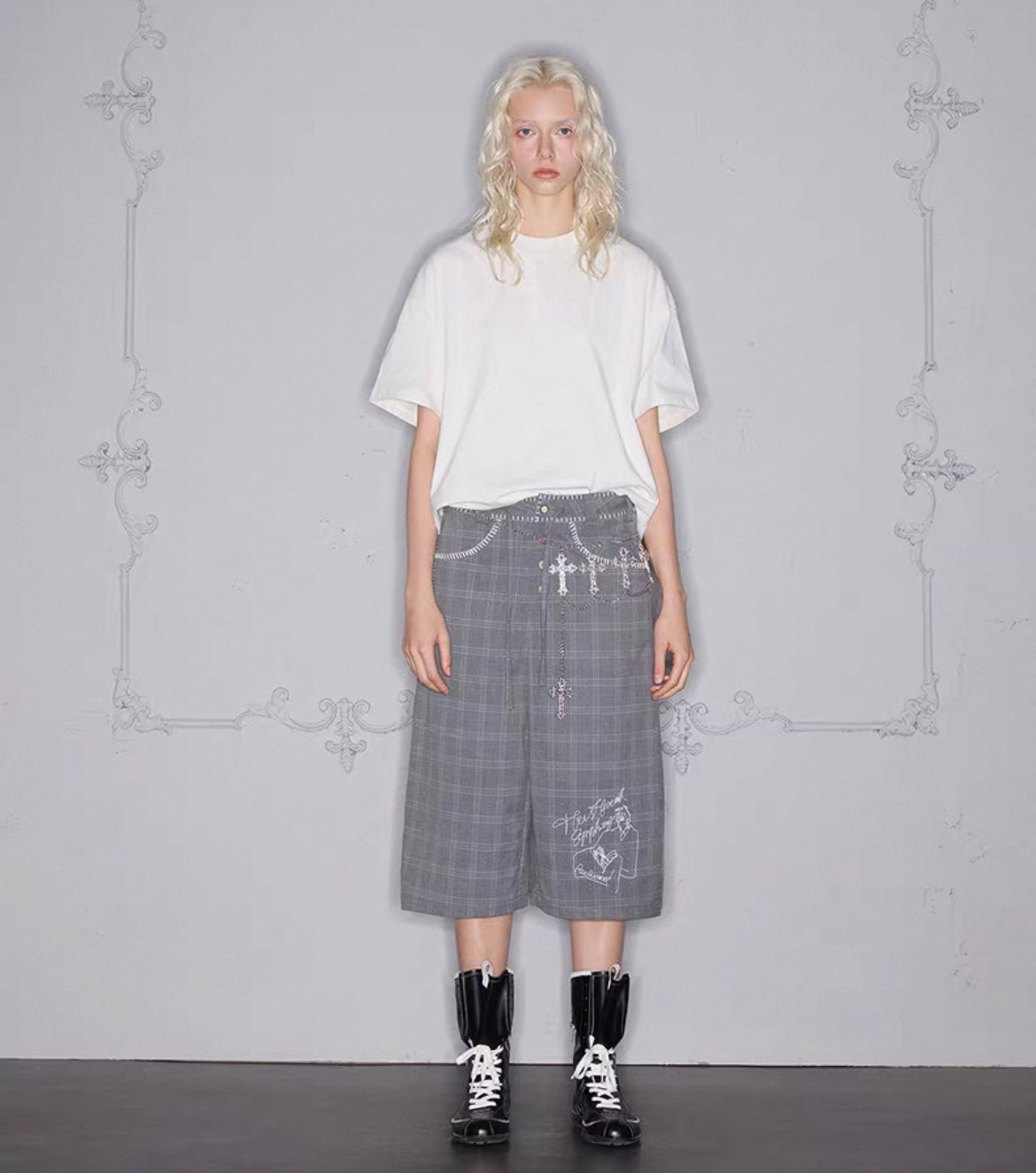 Rocawear mercerized hand-stitched check lace-up shorts
