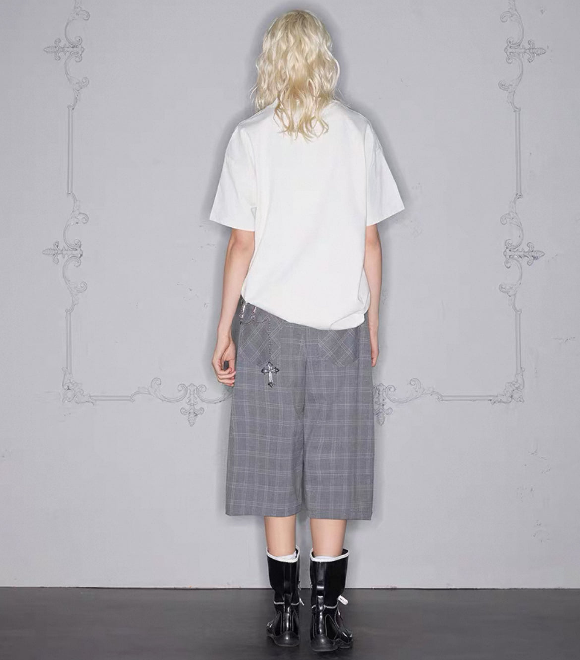 Rocawear mercerized hand-stitched check lace-up shorts
