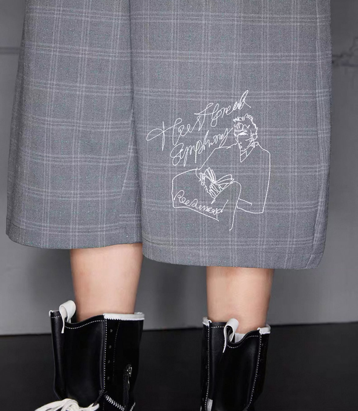 Rocawear mercerized hand-stitched check lace-up shorts