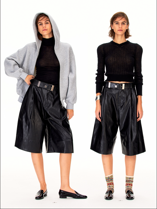 Double-pleated leather wide-leg shorts