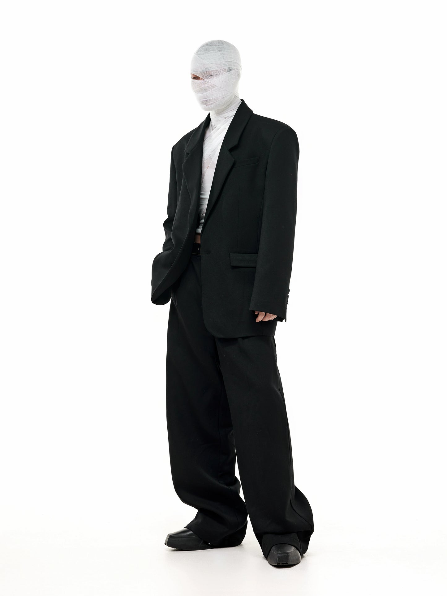 Pleated Drape Wool Trouser