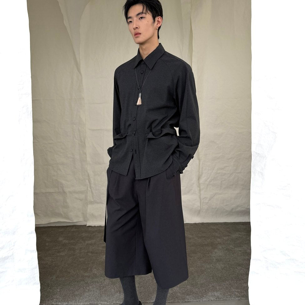 Back pleats long-sleeved shirt