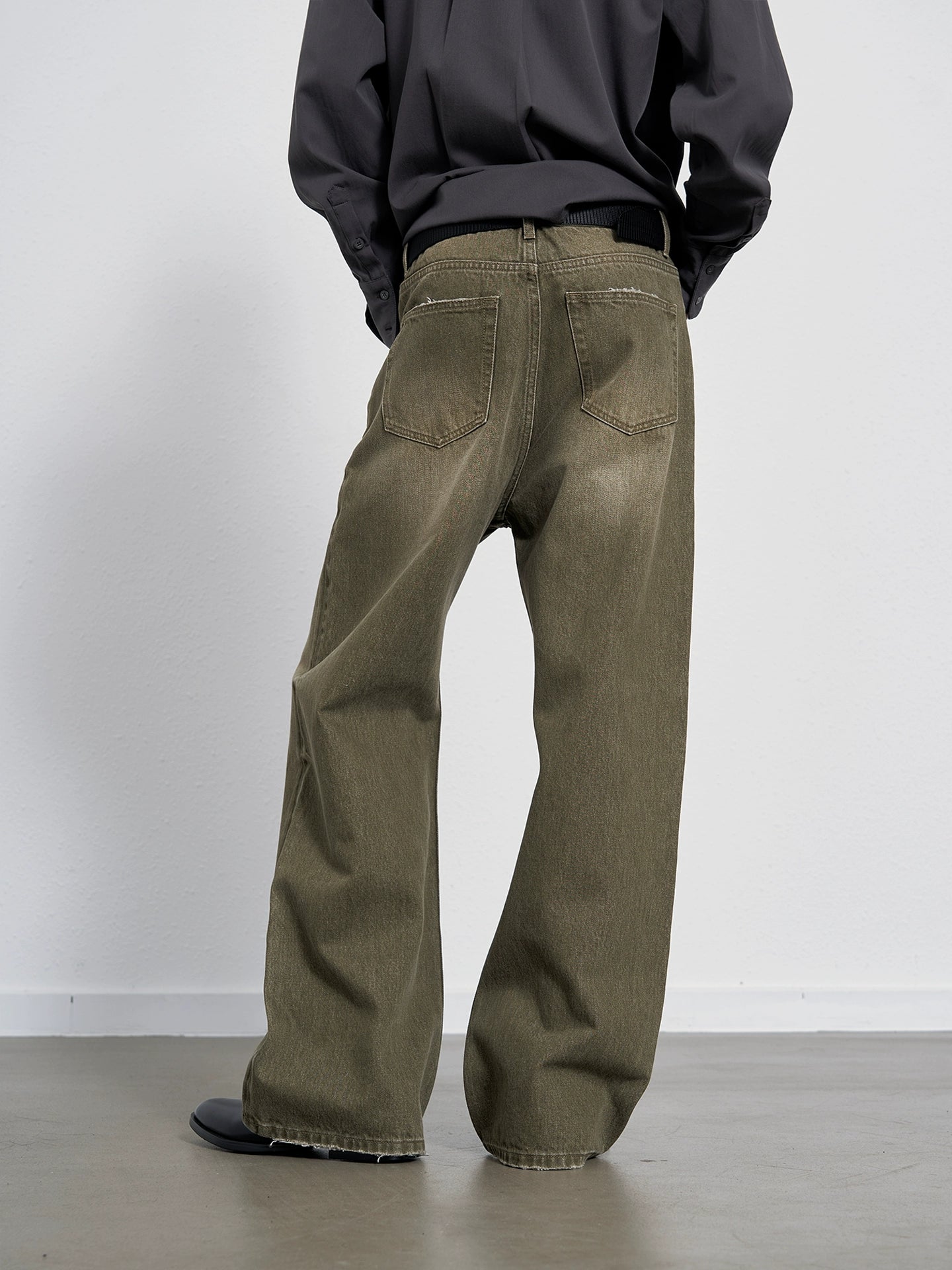 Sand wash Mid-rise Jeans