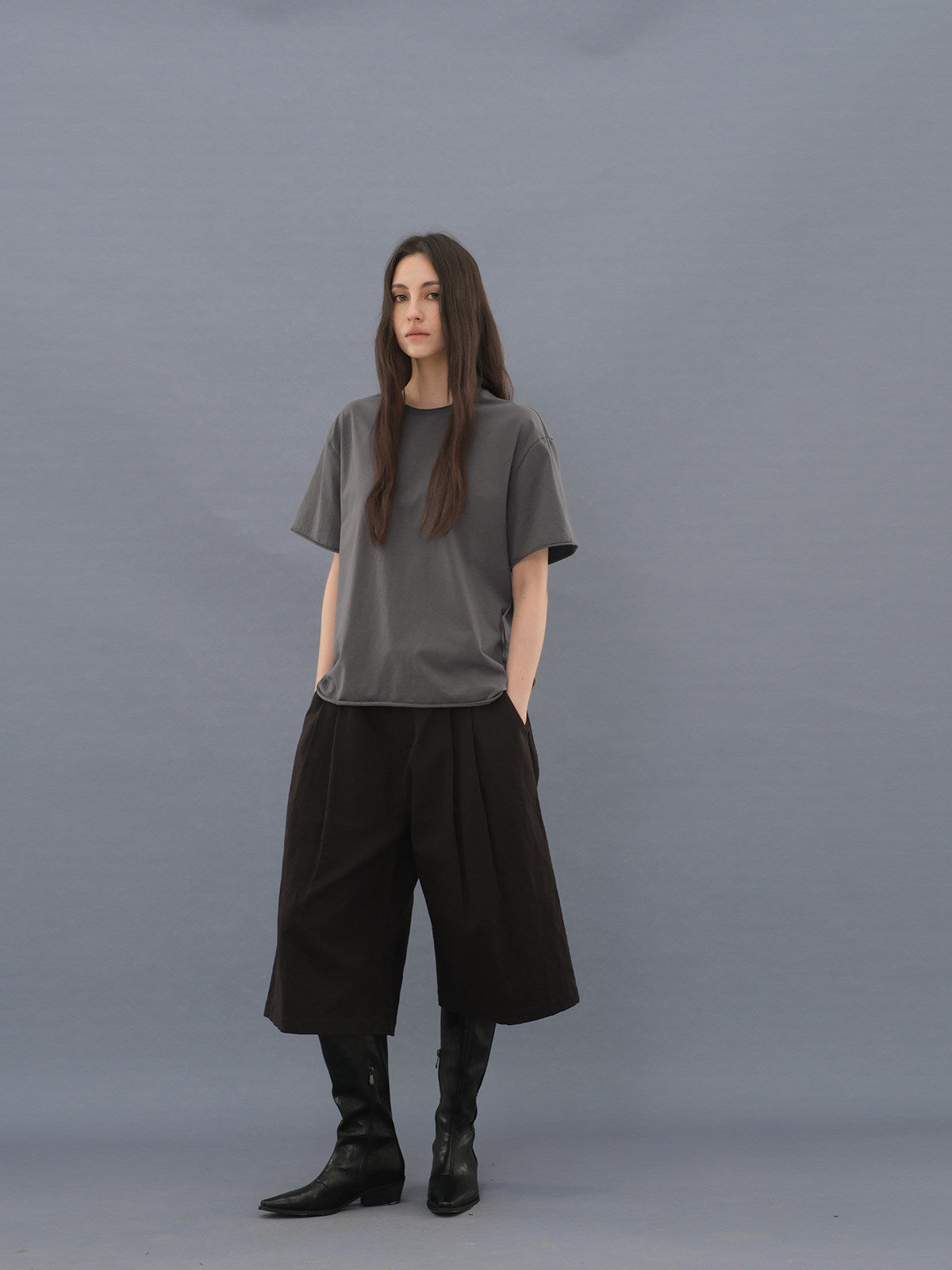 Linen blend cropped shorts