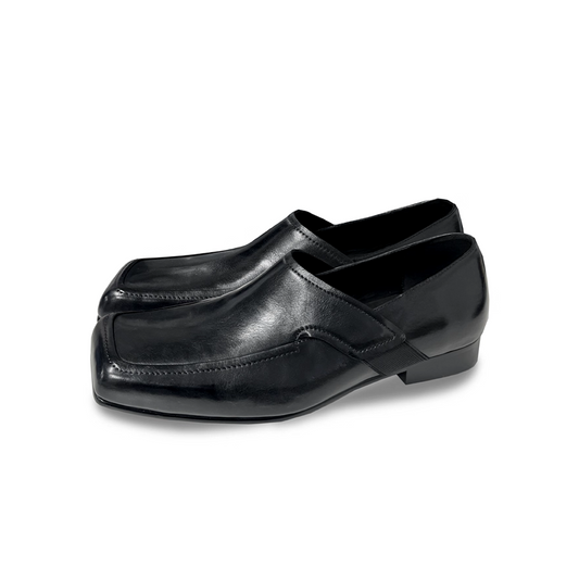 Oblique toe strap derby shoes