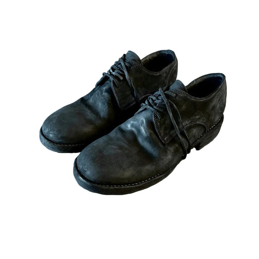 Washed distressed Derby leather shoes
