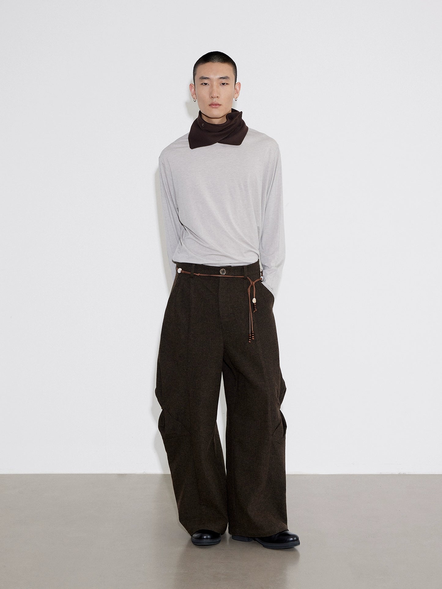 Washed Cowhide Square Toe Derby Shoes