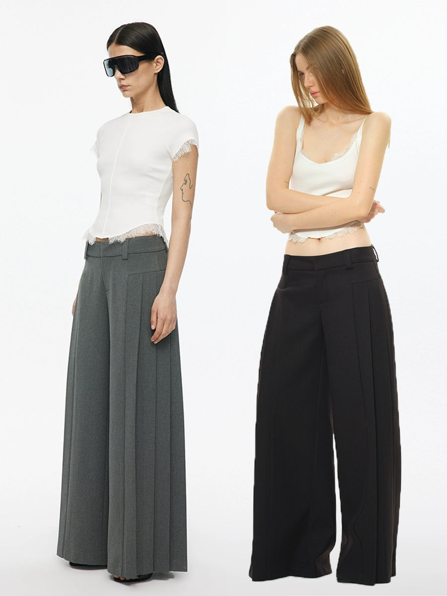 Pleated low-rise wide trouser