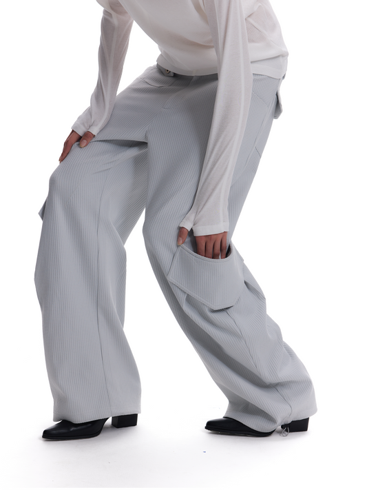 Waffle texture pocket pleated pants
