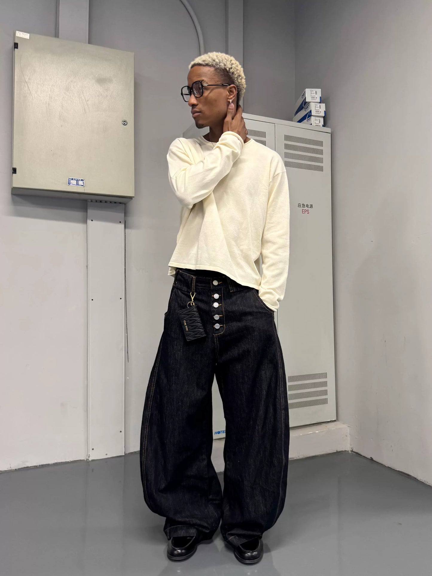 Cuffs raw jeans