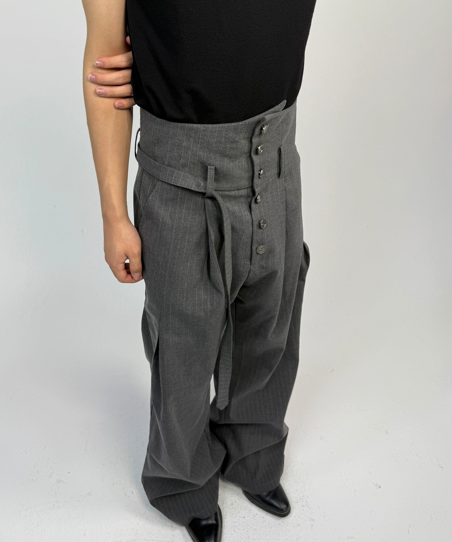 Zen embroidery bootcut Button trousers