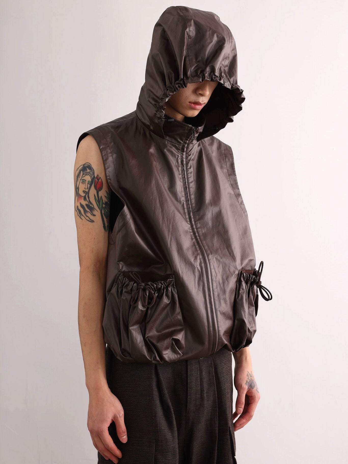 Coated Drawstring Hooded Vest M06