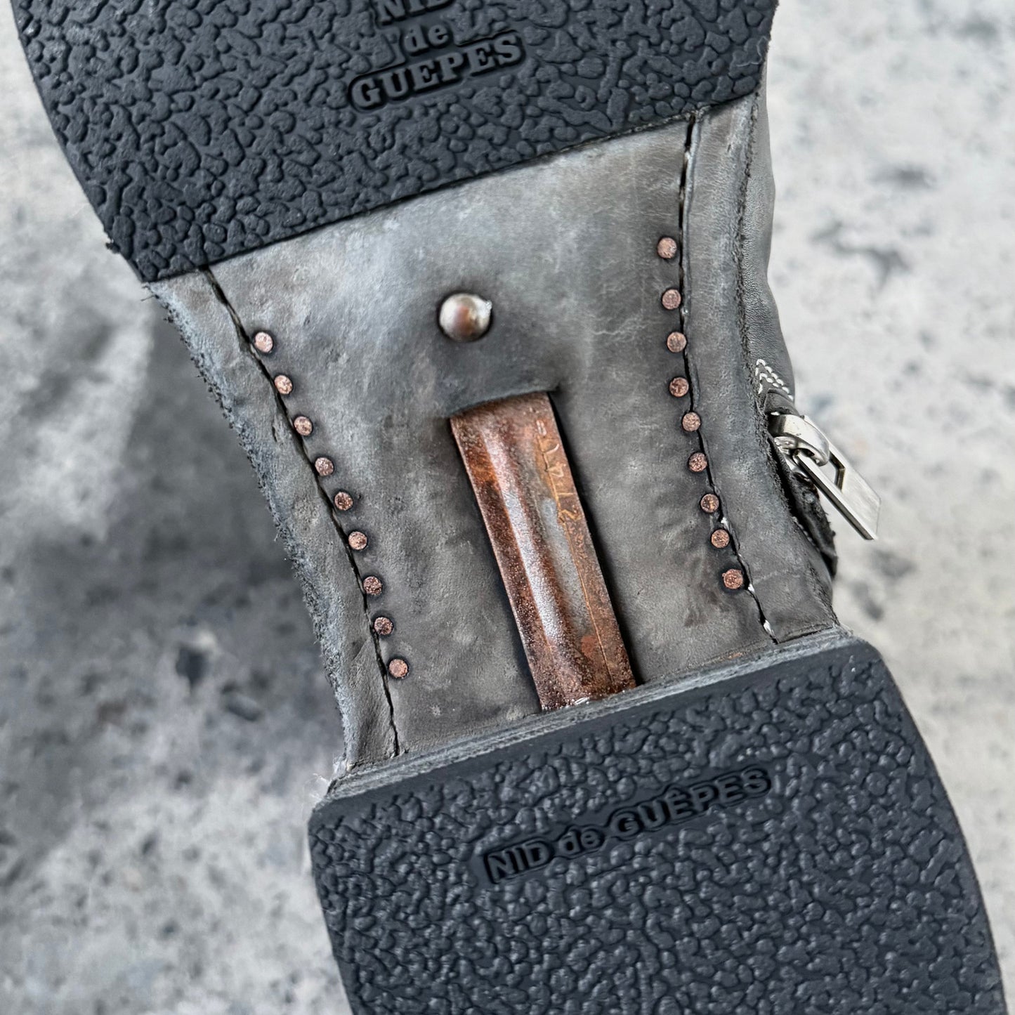 Distressed Swivel Zip Chelsea Leather Boots