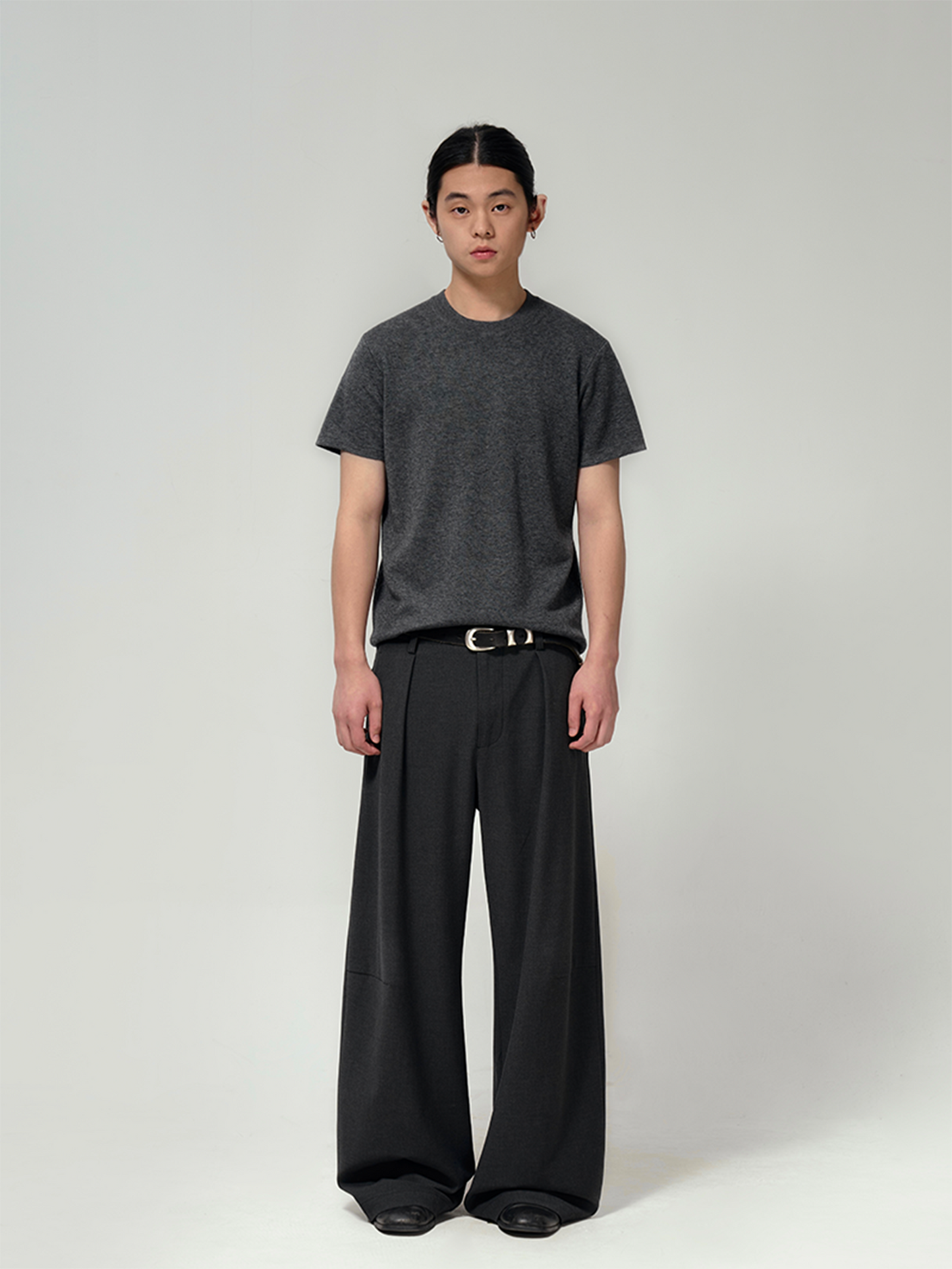Scimitar pleated trousers