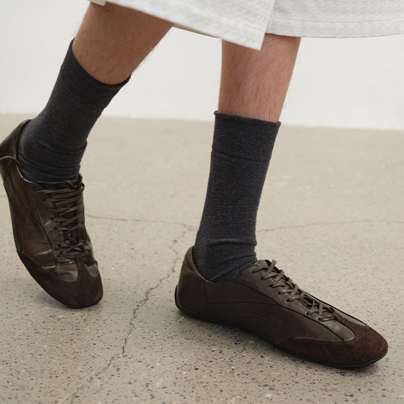 Washed horse leather shoes