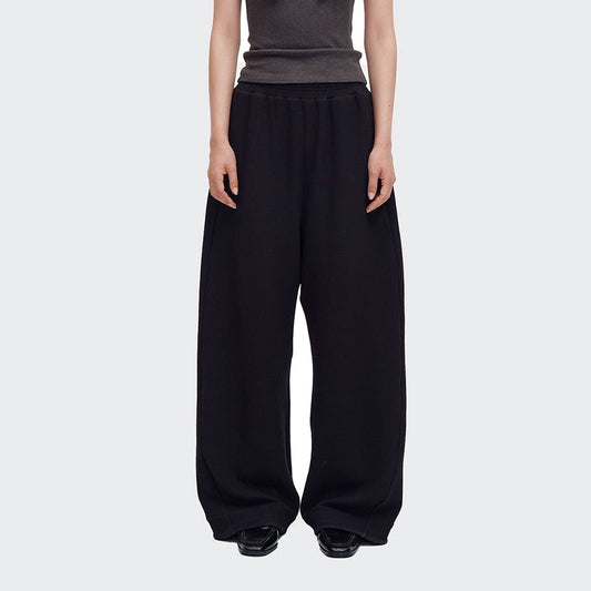 Curved Knit Sweatpants