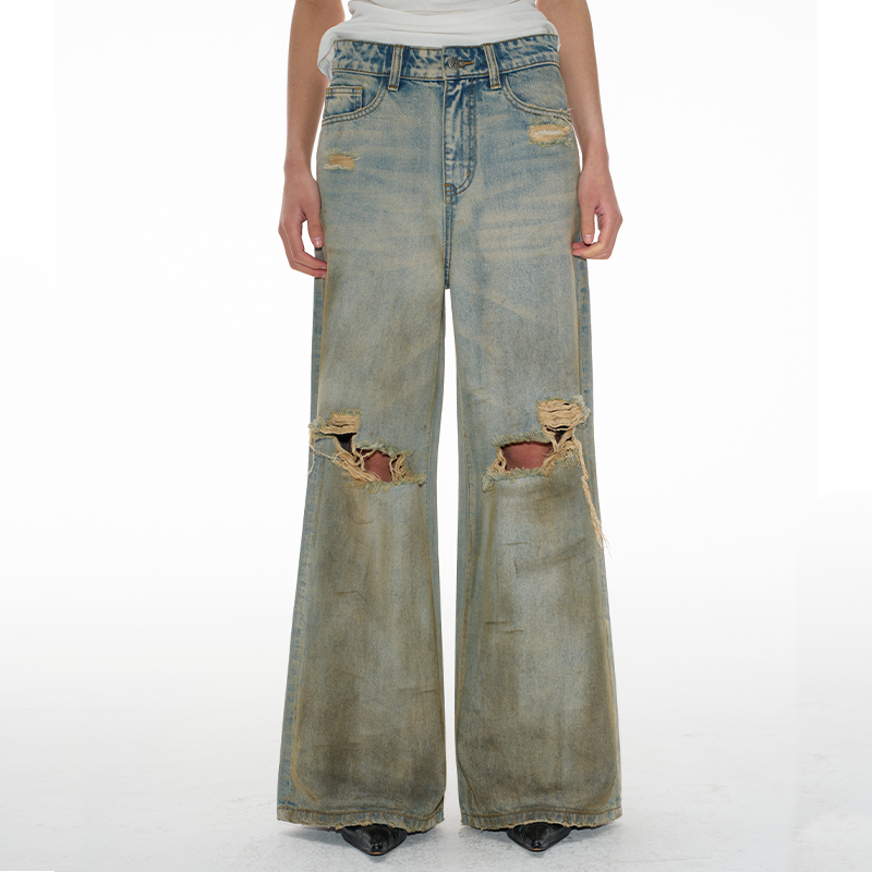 WRECKED DYE DISTRESSED JEANS