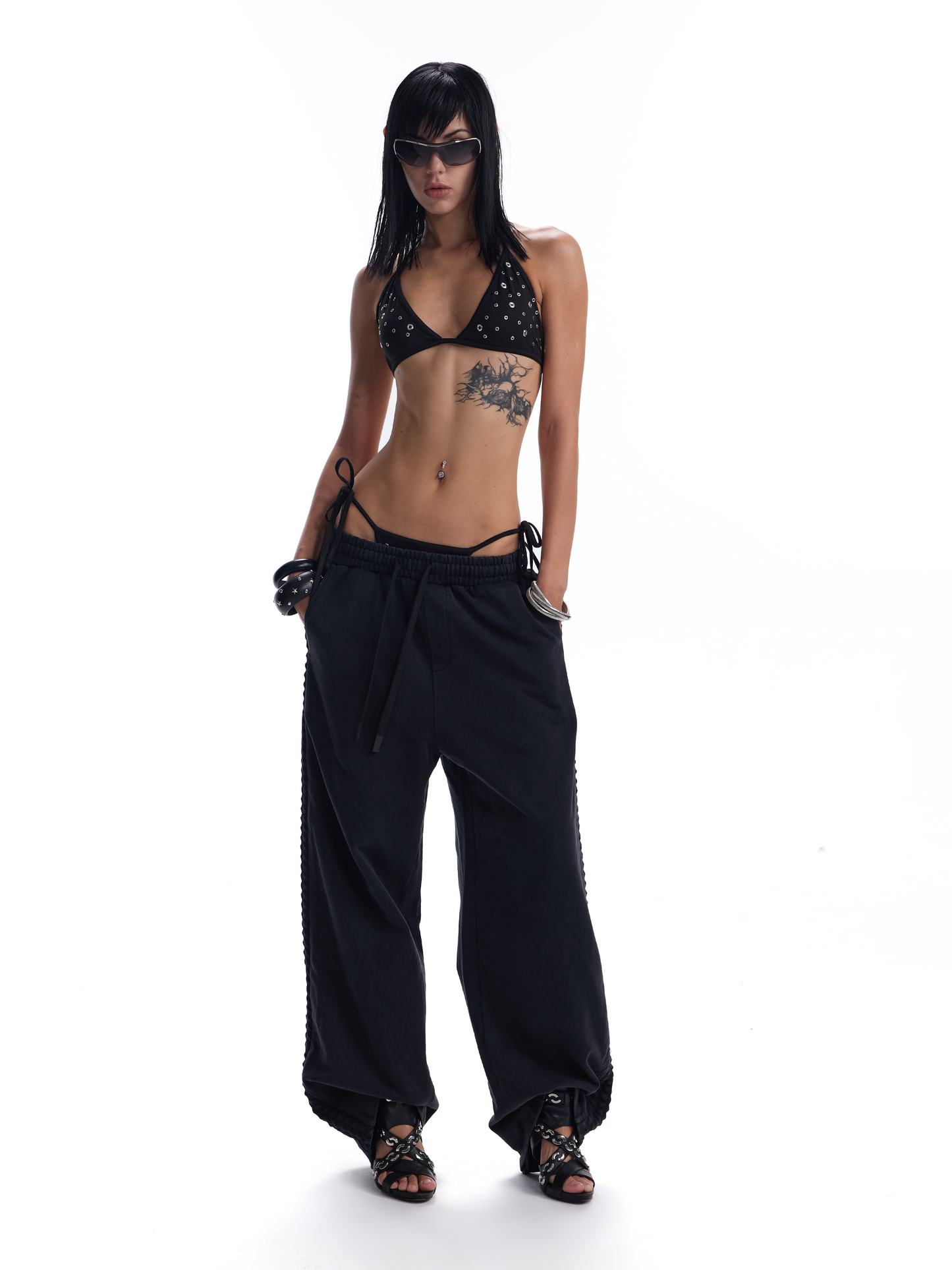 Embossed riveted 3D baggy sweatpants