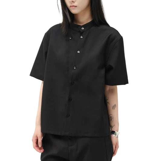 Double placket shaped short sleeve shirt