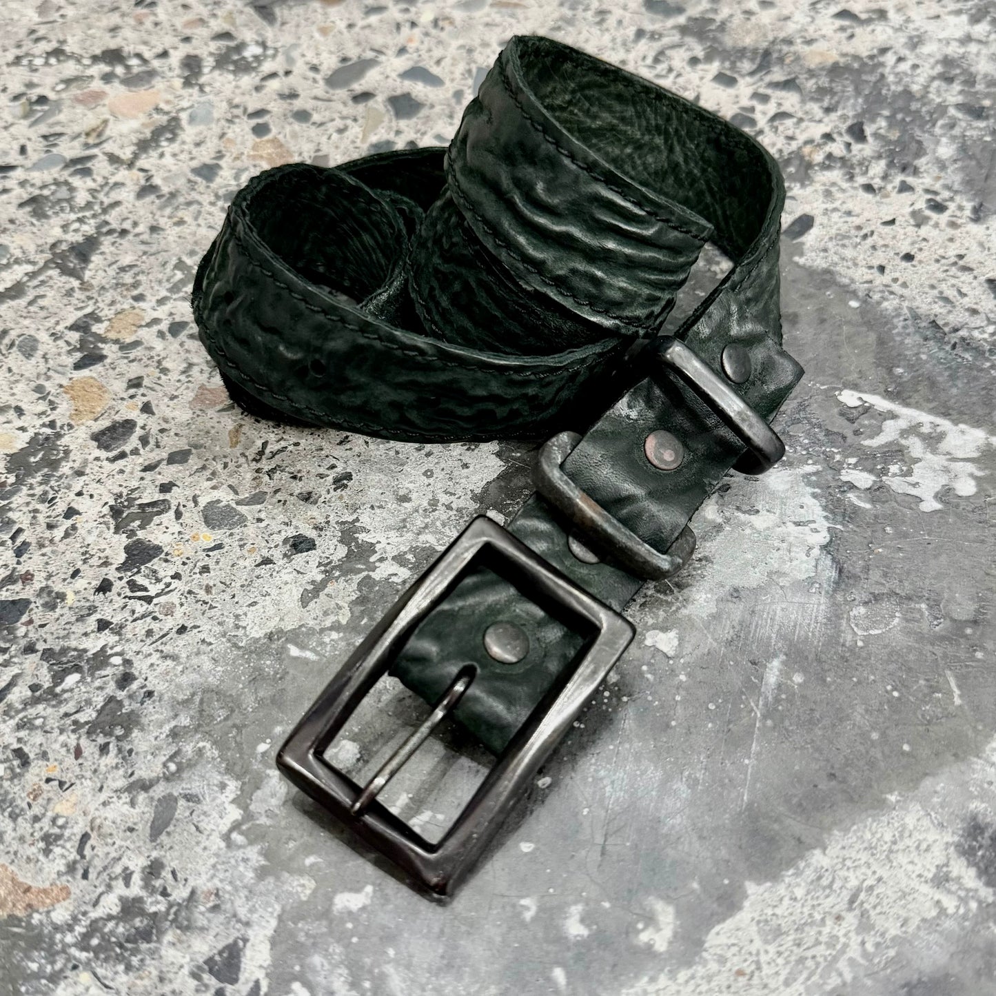 Horse leather dark copper buckle belt