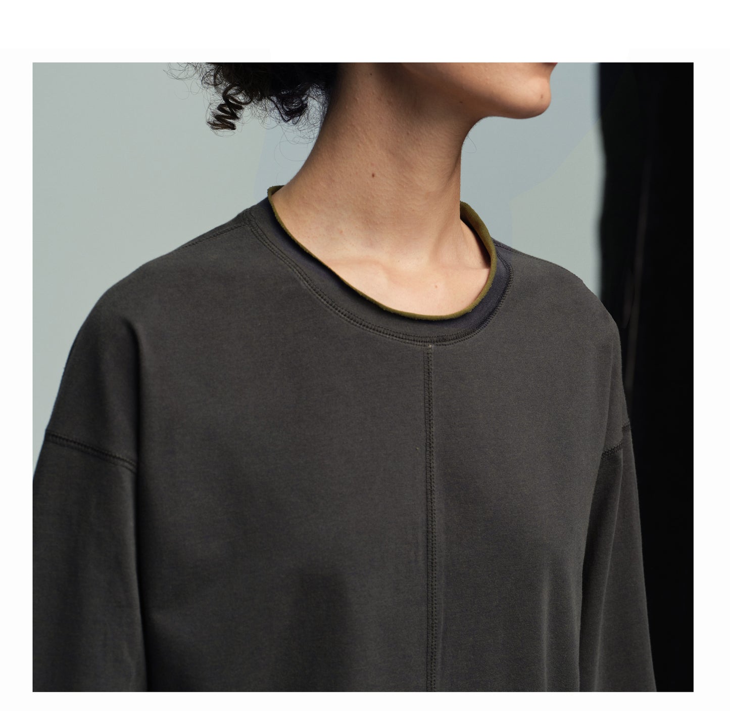 Two-tone long sleeve T-shirt