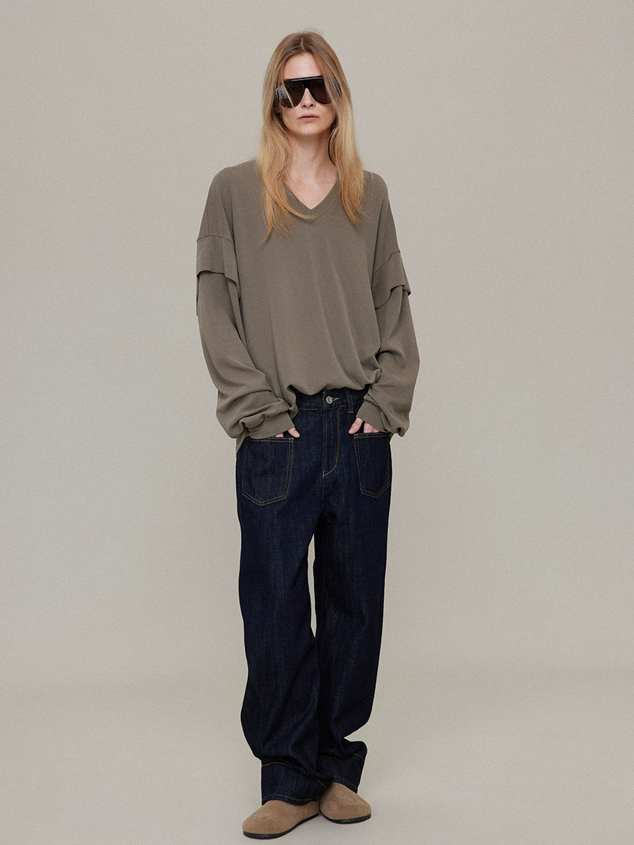 V-neck double sleeve T-shirt