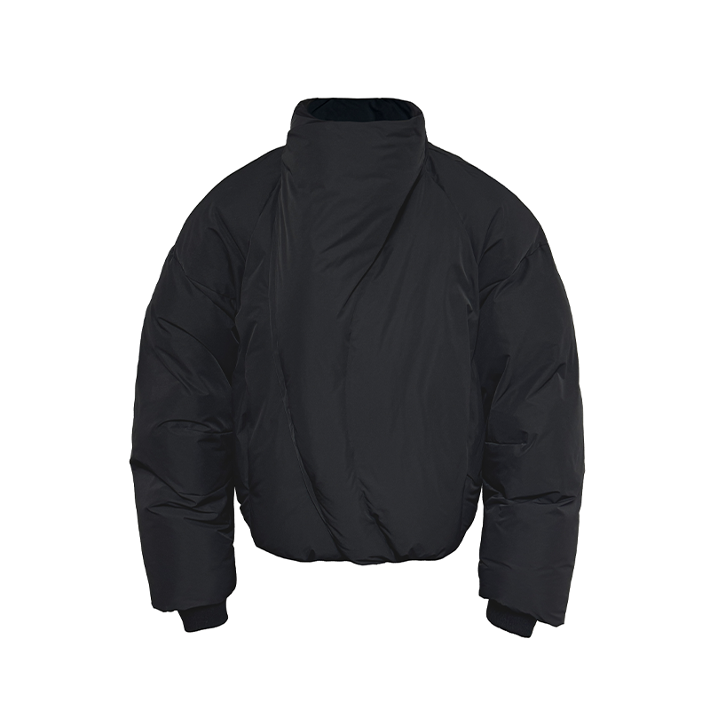 Curved zipper turtleneck down jacket