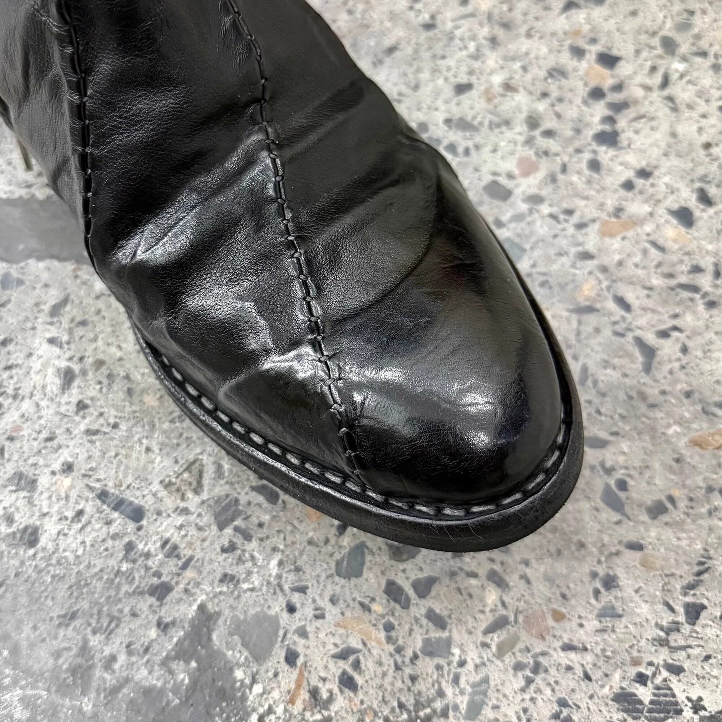 Kangaroo Leather Swivel Zipper Chelsea Boots