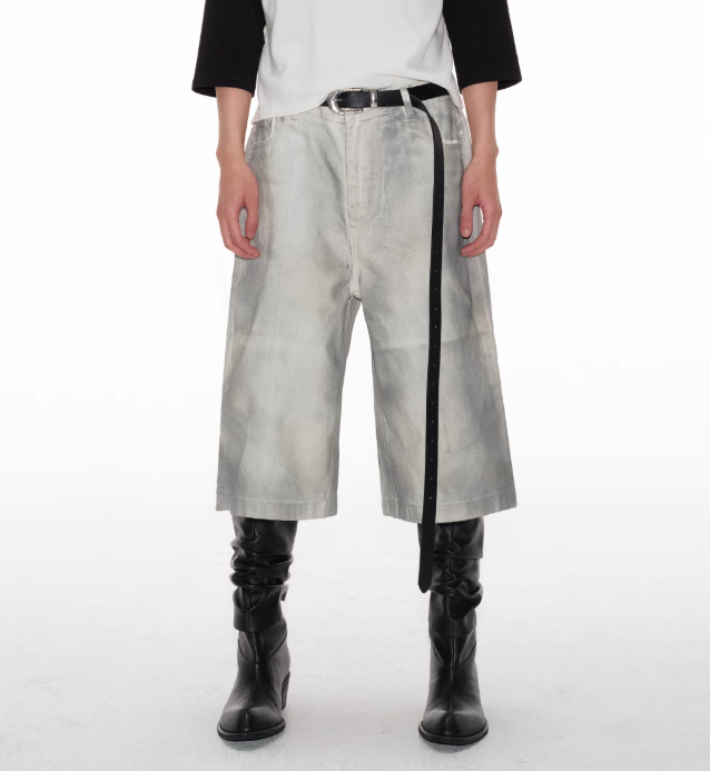 Dirty White Calf Jorts