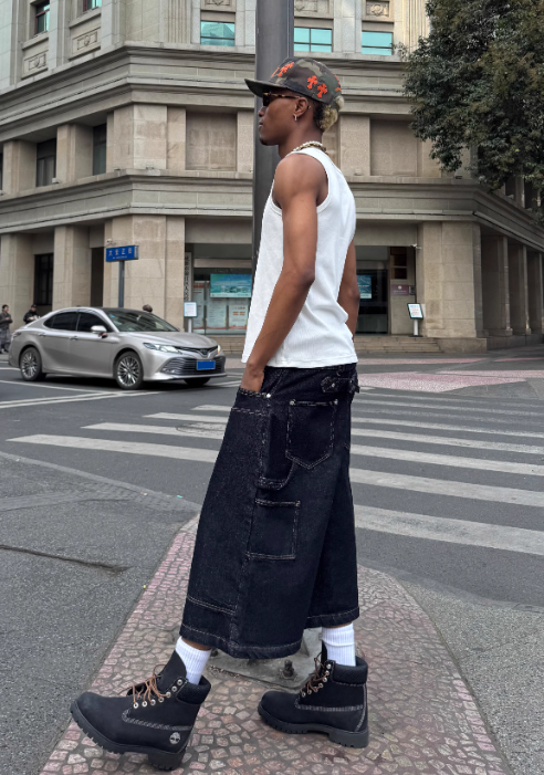 Washed cargo cropped jorts