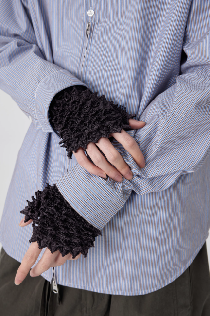 Wrinkled Sleeves