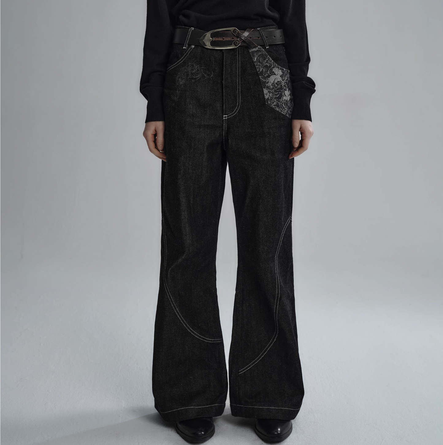 "Snake Trace" raw jacquard panel bootcut jeans