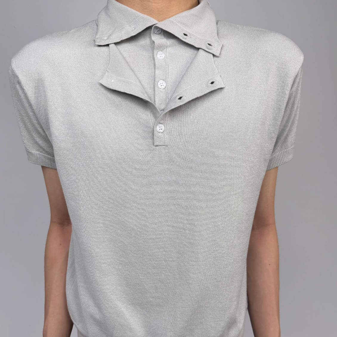 "Accumulation" layered collar Short Sleeve T-Shirt