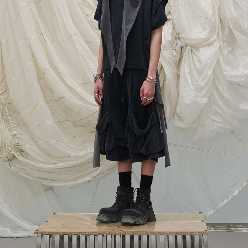 FART CROPPED SWEATPANTS