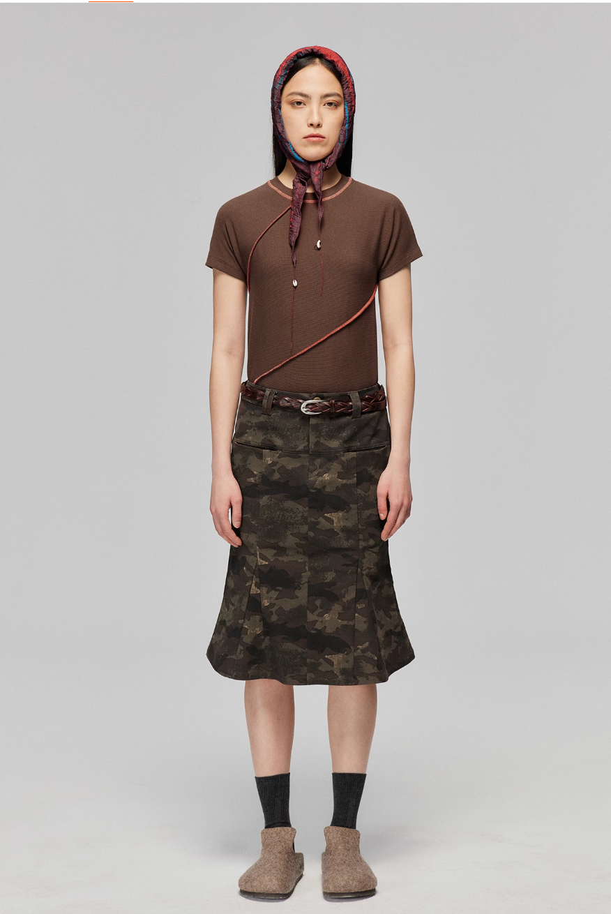 Spiral Trim Short Sleeve T-Shirt