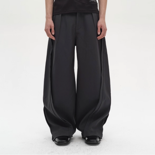 Solid Panel Banana Trouser