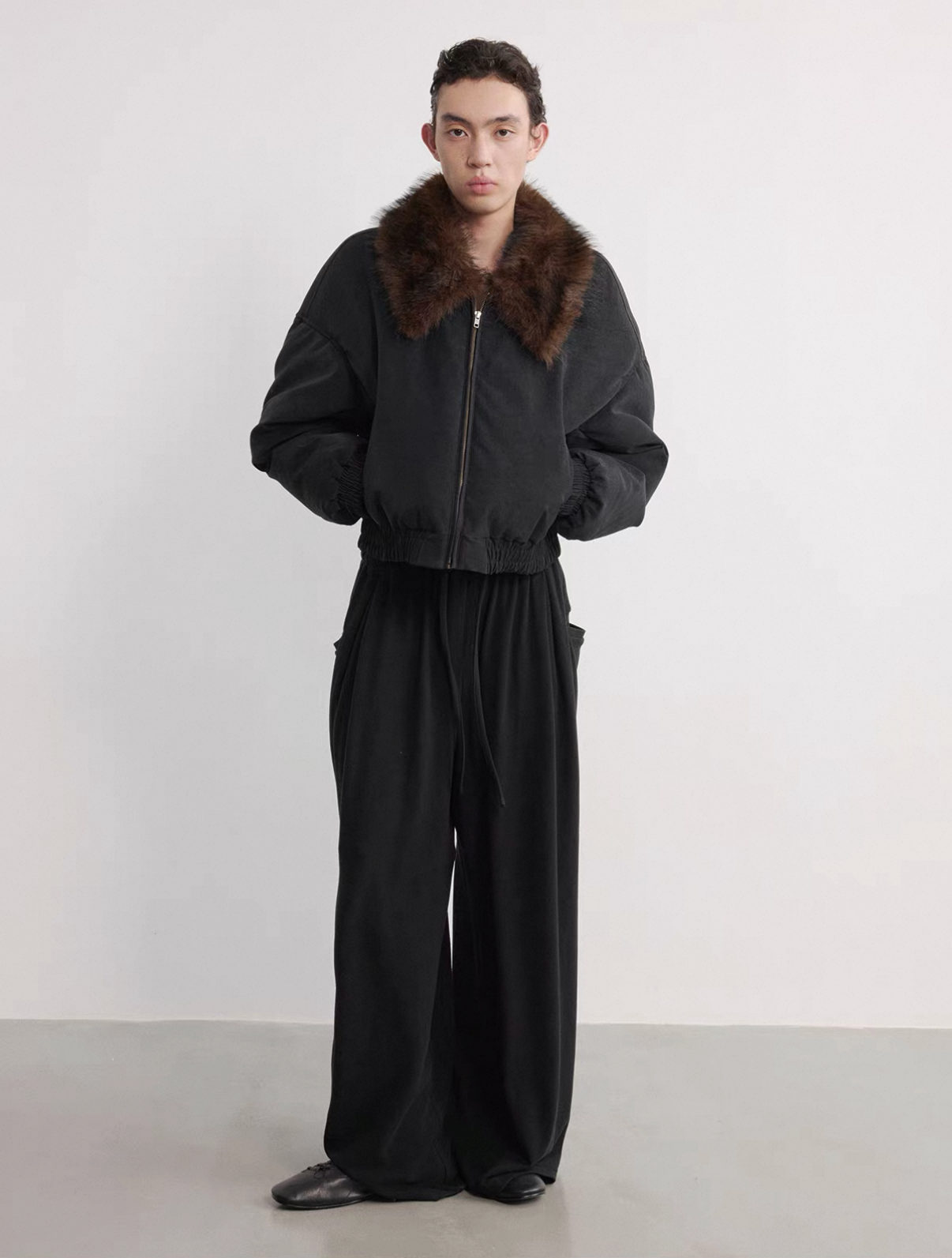 Distressed Wool Collar Down Jacket