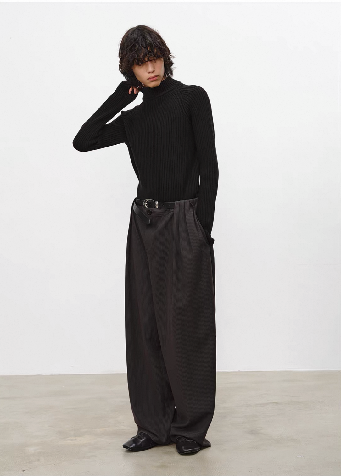 Multi-Pleated Drape Pants