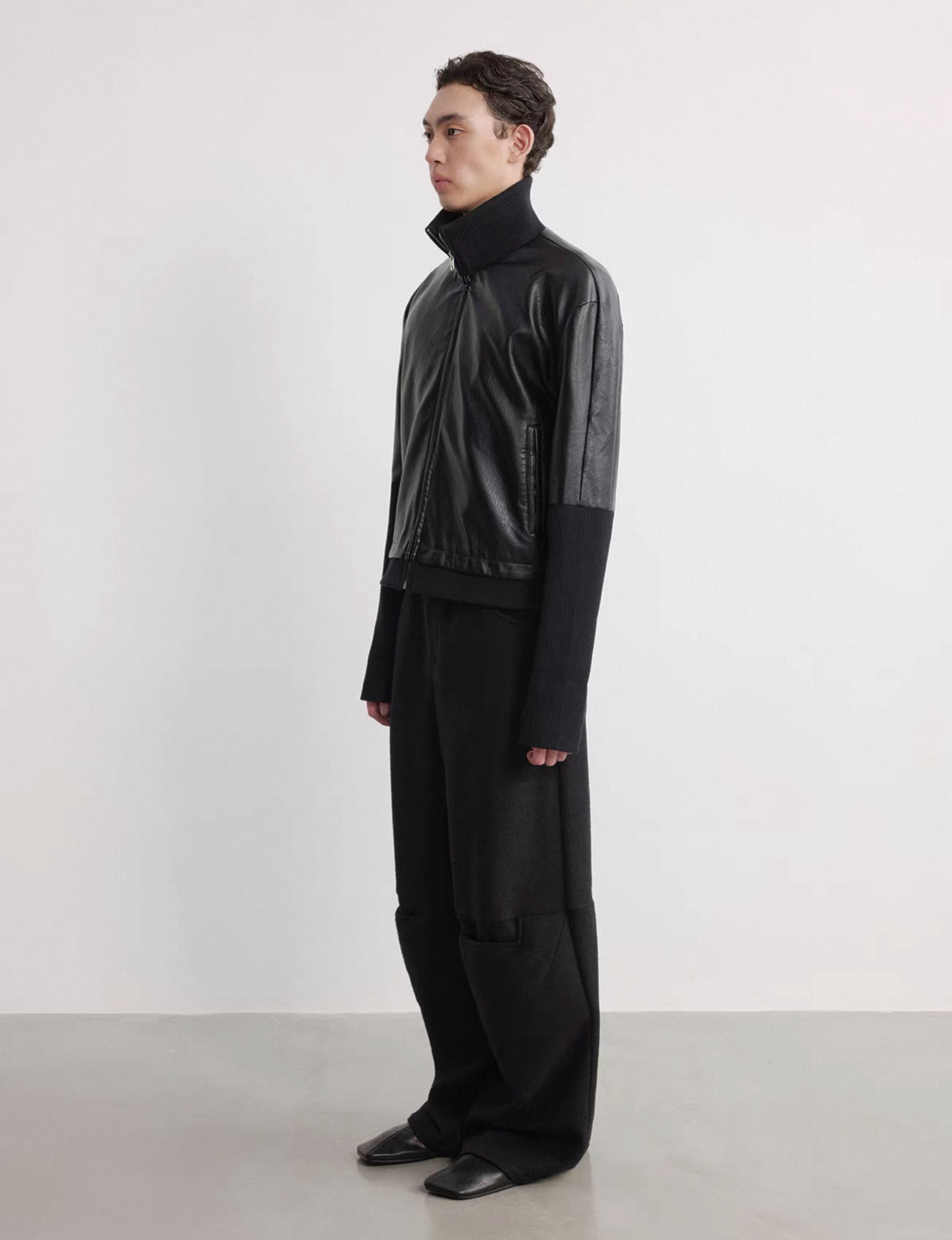 Knee Spacer Wool Wide Leg Trouser