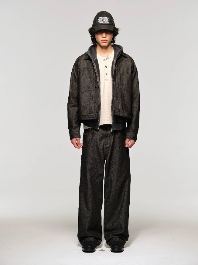 Straight Cow Fade-Resistant Jeans