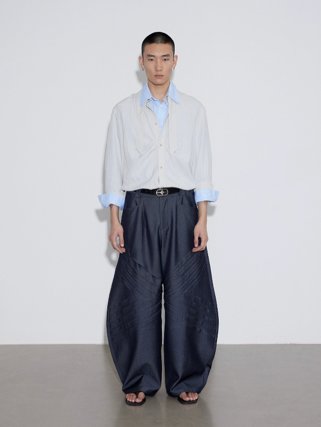 Scimitar Pleated 3D Cut Trouser
