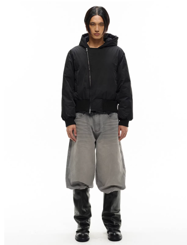 Diagonal hooded duck down jacket