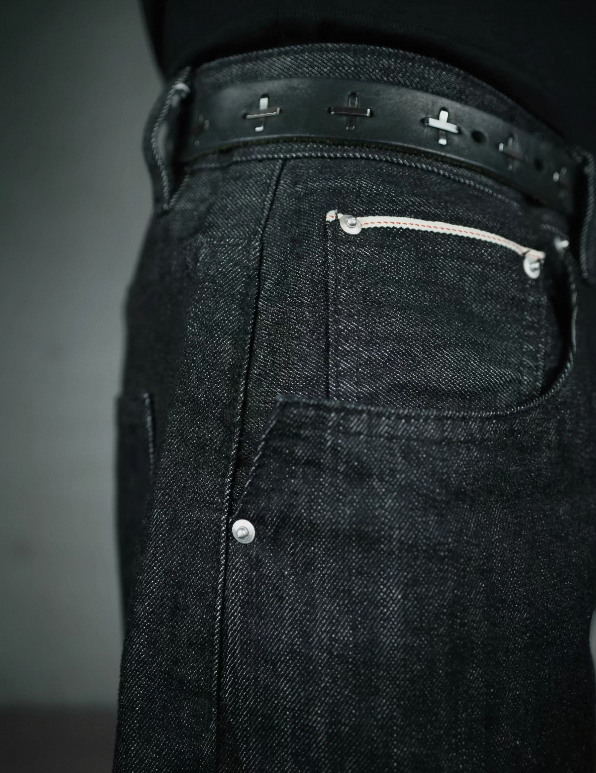 Raw Cow Wide-Leg Loose Jeans