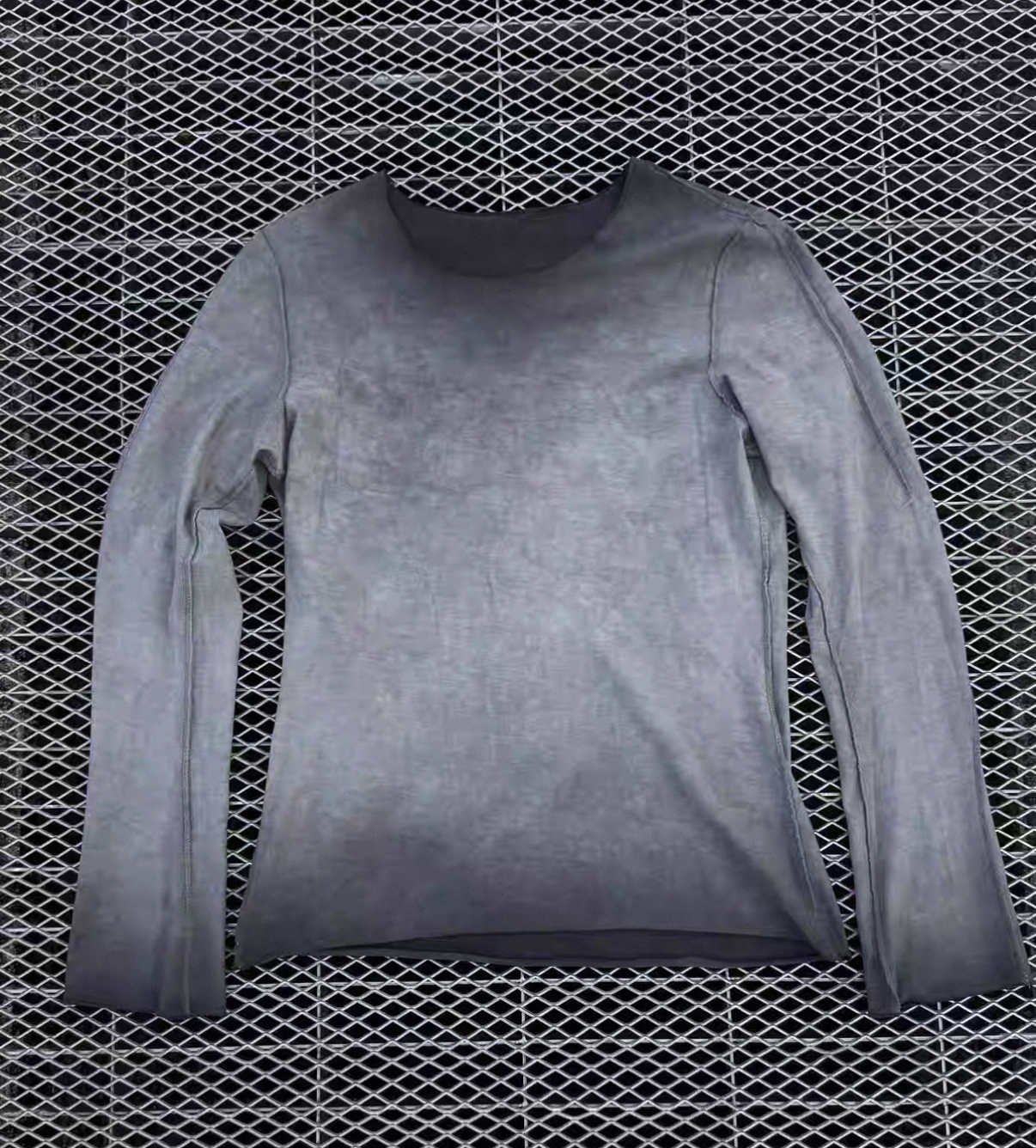 Reversible Overlock Long Sleeve T-shirt