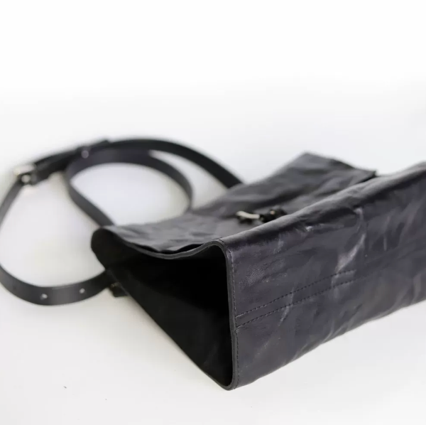 Vintage square cowhide bag