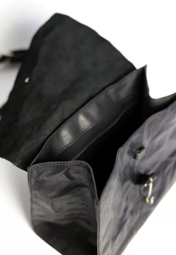 Vintage square cowhide bag