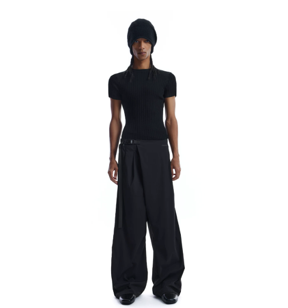 Pit strip knitted T-shirt